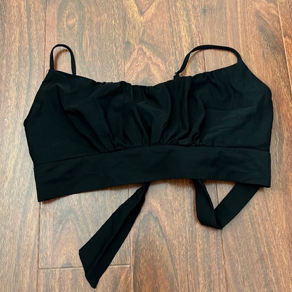 ruffle front tied back cami top - Picture 1 of 3